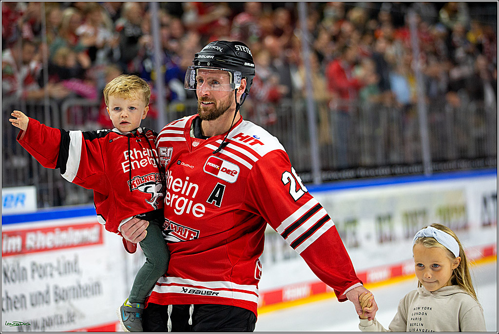 PENNY DEL; Koelner Haie- Fischtown Pinguins; Koeln, 04.10.2022